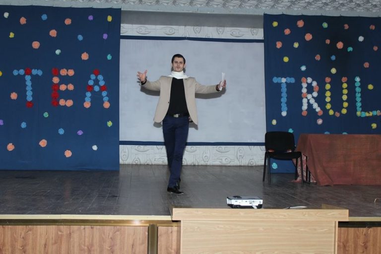 Ziua mondială a teatrului sărbătorită la UPSC Ziua mondială a teatrului sărbătorită la UPSC