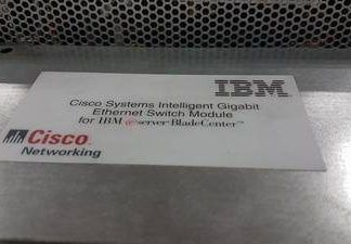 UTM a primit un lot de echipamente active de rețea și calculatoare donate de MAIB