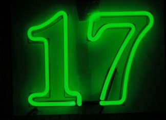 Managerii – numele distinct al celor născuți pe 17 17